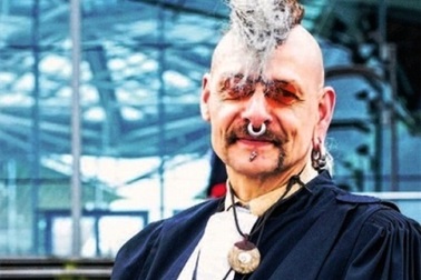 Luật sư “sành điệu” nhất hành tinh