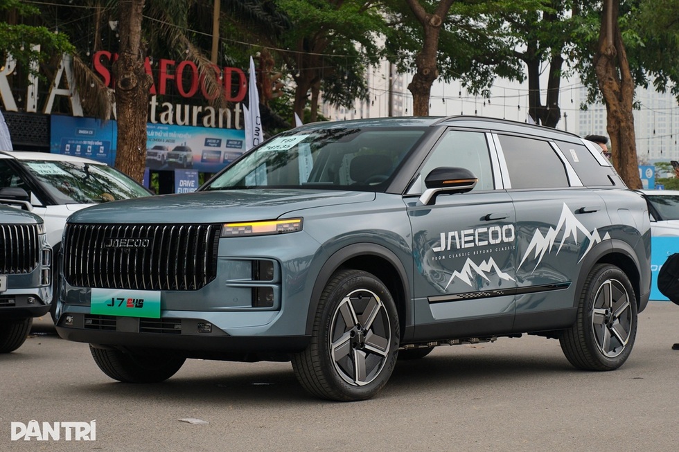 Xe “lai” bùng nổ năm 2025, hứa hẹn thêm hấp dẫn với khách Việt từ 2026 - 5