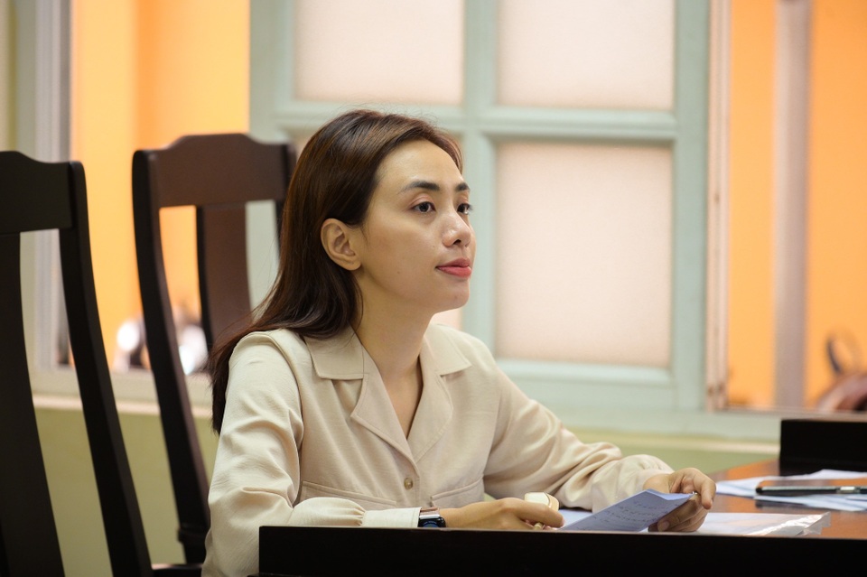 Miko Lan Trinh chia sẻ lý do 8 năm theo đuổi vụ kiện với ông bầu Hoàng Vũ - 1 Miko Lan Trinh chia sẻ lý do 8 năm theo đuổi vụ kiện với ông bầu Hoàng Vũ - 1