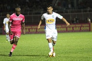 Văn Thanh sang Hàn Quốc phẫu thuật chấn thương
