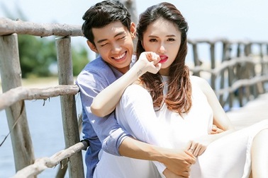 Ngọt ngào bộ ảnh của Hương Giang Idol với vũ công 8X