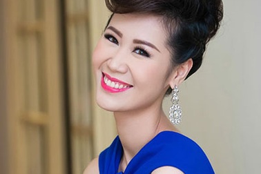 Hoa hậu Dương Thùy Linh ngày càng đẹp rạng rỡ