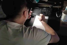 Bị mất điện, công ty buộc nhân viên lập trình trên giấy để đảm bảo tiến độ