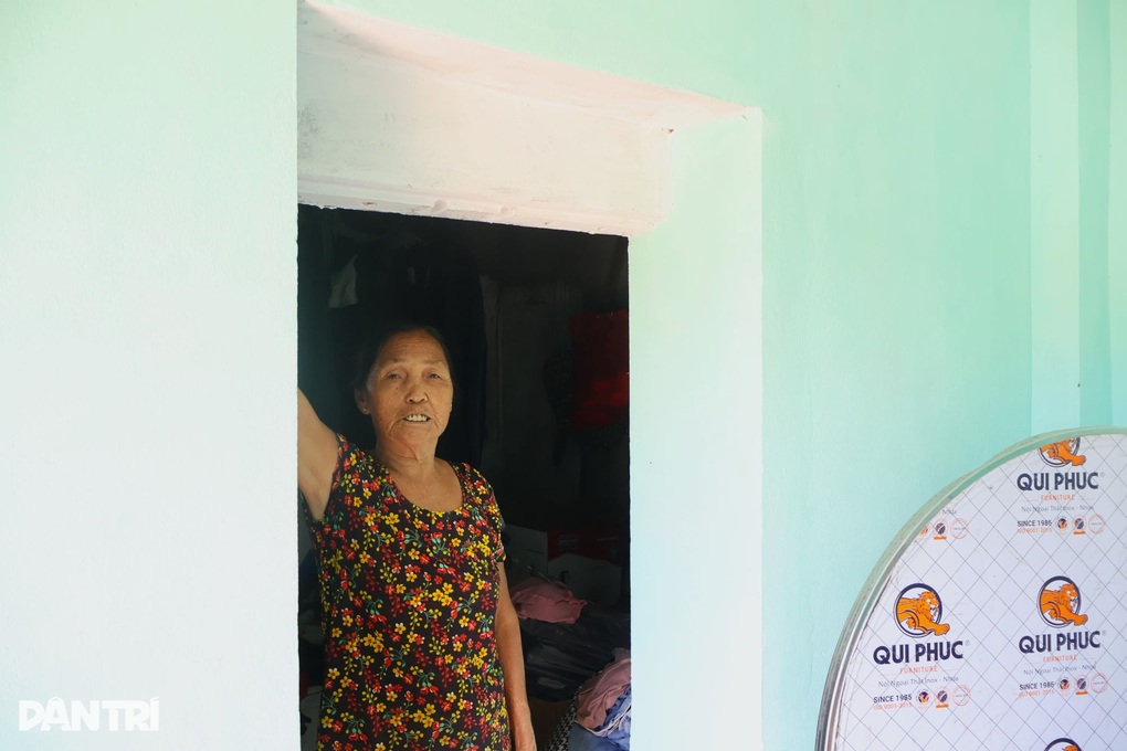 Người dân xây lô cốt tránh bão - 2 Người dân xây lô cốt tránh bão - 2