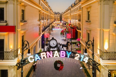 Tháng 12: Mùa lễ hội rực rỡ tại Carnaby 214 Nguyễn Xiển - Hà Nội