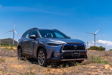 Toyota Hybrid đồng hành cùng điện hóa ô tô tại Việt Nam