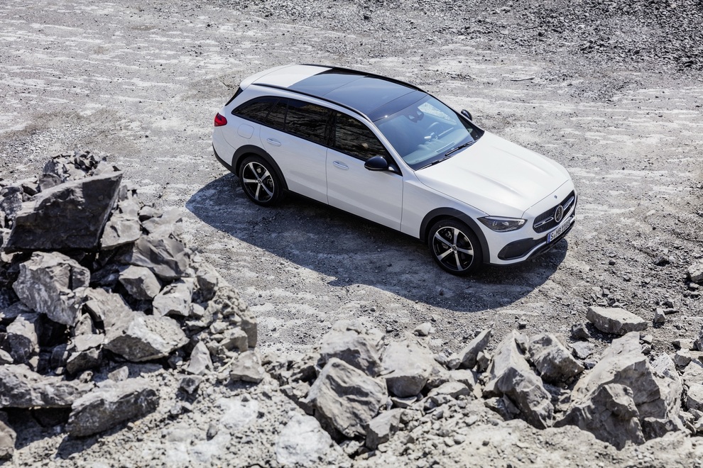Mercedes-Benz C-Class có thêm phiên bản gầm cao All-Terrain - 6 Mercedes-Benz C-Class có thêm phiên bản gầm cao All-Terrain - 6