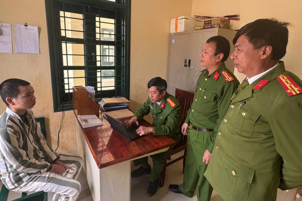 Phạm nhân trốn trại viện lý do vợ có đơn ly hôn, mẹ bị tai biến nhẹ - 1 Phạm nhân trốn trại viện lý do vợ có đơn ly hôn, mẹ bị tai biến nhẹ - 1