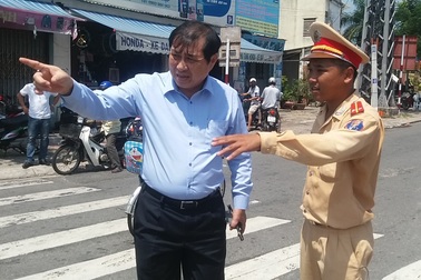 Chủ tịch Đà Nẵng trực tiếp kiểm tra hiện trường một vụ tai nạn