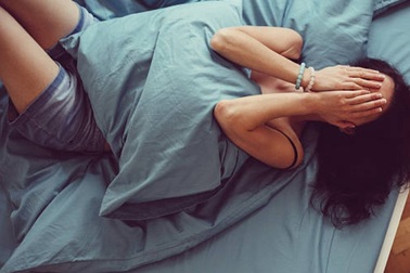 Bị phát hiện “đi gái”, chồng đưa lý do “vì thương vợ”