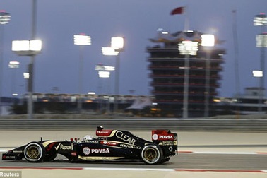 Mercedes lập hattrick đầu mùa?