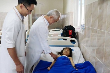 Trẻ bị đau khớp, coi chừng hoại tử xương