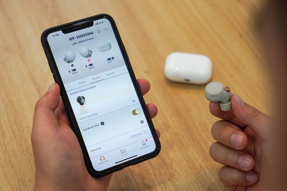 AirPods Pro đối đầu Sony WF-1000XM4: 6 triệu đồng chọn tai nghe nào? - 5 AirPods Pro đối đầu Sony WF-1000XM4: 6 triệu đồng chọn tai nghe nào? - 5