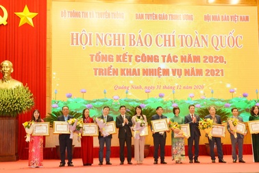 Báo chí thông tin kịp thời, trung thực