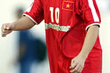 Phạm Văn Quyến: "Chẳng nhẽ chơi dở thì coi là bán độ..."