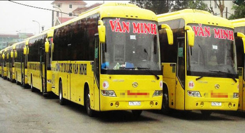 Vé xe dịp Tết Nguyên đán: Vừa mở bán, nhiều nhà xe đường dài đã “cháy vé - 1 Vé xe dịp Tết Nguyên đán: Vừa mở bán, nhiều nhà xe đường dài đã “cháy vé - 1