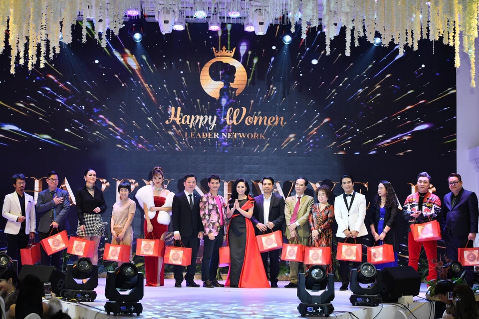Happy Women Leader Network: Chào xuân 2021 - Một năm nhìn lại - 2 Happy Women Leader Network: Chào xuân 2021 - Một năm nhìn lại - 2