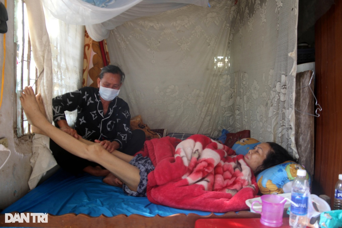 Người mẹ sắp rời trần thế cầu xin tình thương cho đứa con ngờ nghệch - 3