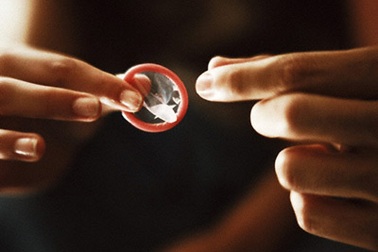 Món hàng... khó nói