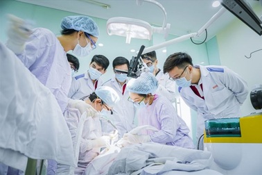 Bác sĩ, nhân viên y tế phải thi đánh giá năng lực trước khi hành nghề