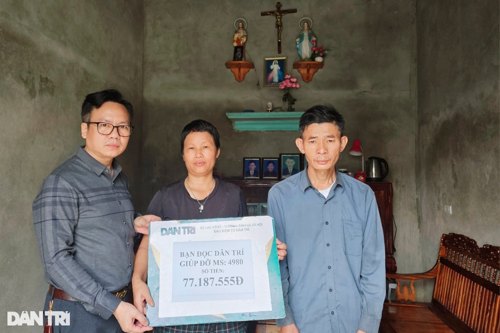 Hơn 160 triệu đồng đến với người phụ nữ mắc bệnh không có tiền đi viện - 1 Hơn 160 triệu đồng đến với người phụ nữ mắc bệnh không có tiền đi viện - 1