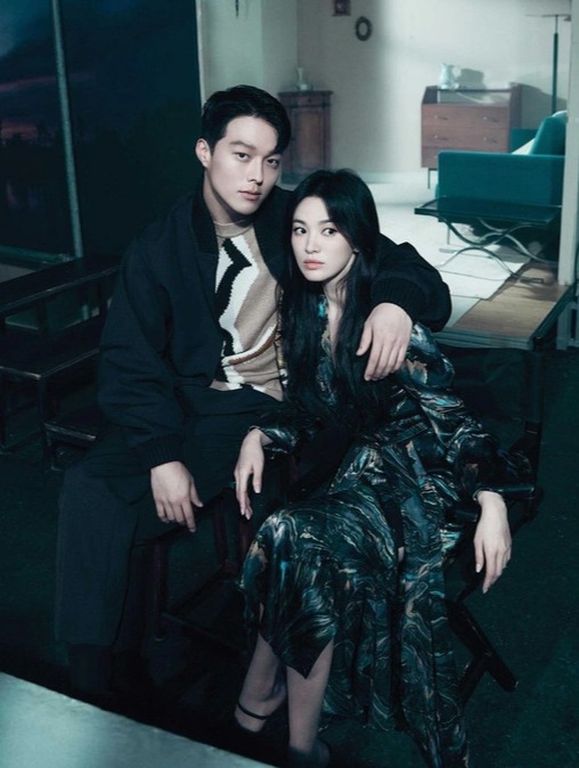 3 năm sau khi ly hôn, Song Hye Kyo đăng ảnh tình tứ với bạn khác giới - 8 3 năm sau khi ly hôn, Song Hye Kyo đăng ảnh tình tứ với bạn khác giới - 8