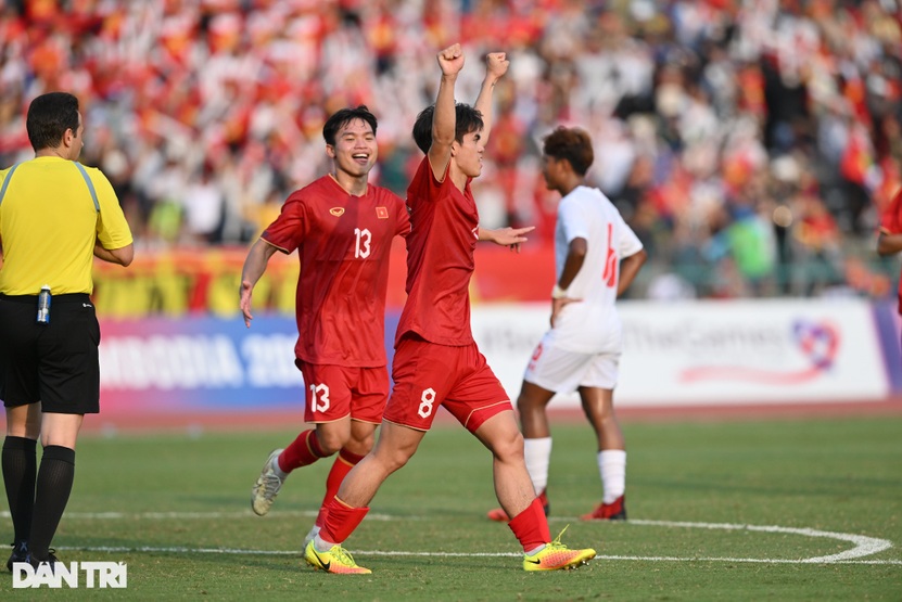 Đánh bại Myanmar, U22 Việt Nam giành HCĐ SEA Games 32