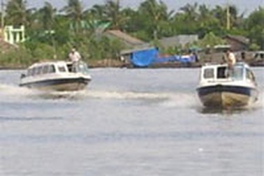 Kinh hoàng tàu cao tốc!