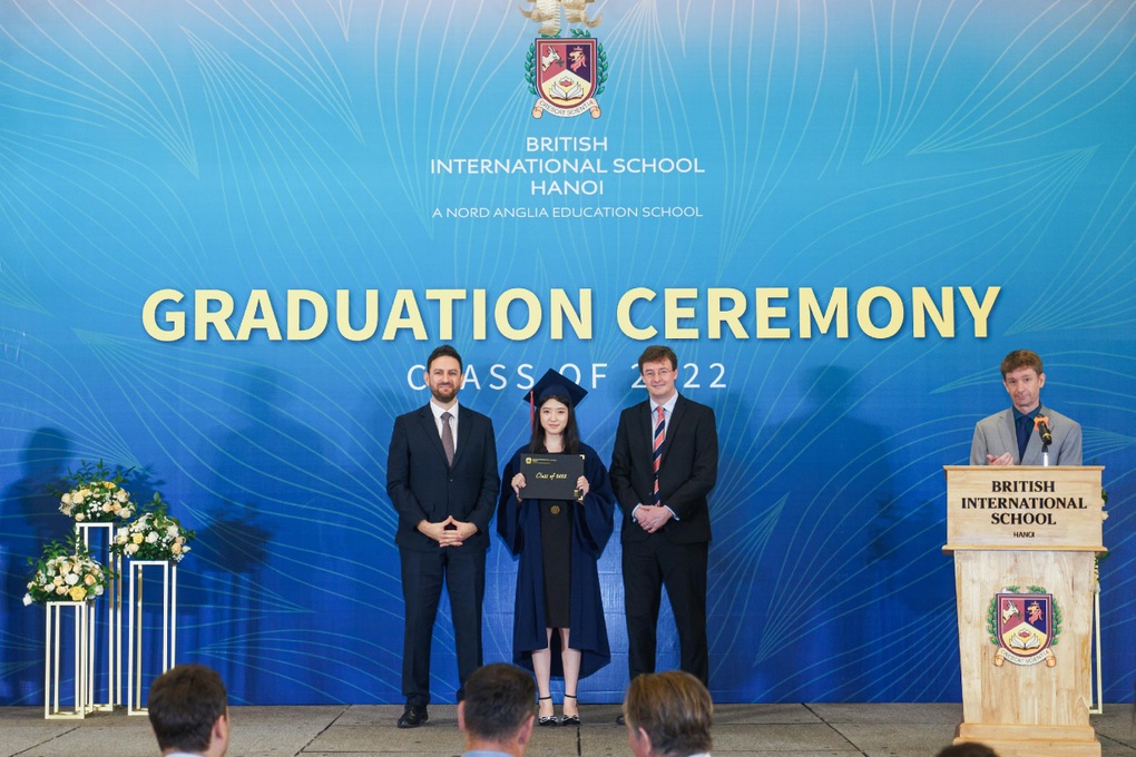 Cách thủ khoa BIS Hà Nội chinh phục đại học top đầu thế giới - 2 Cách thủ khoa BIS Hà Nội chinh phục đại học top đầu thế giới - 2
