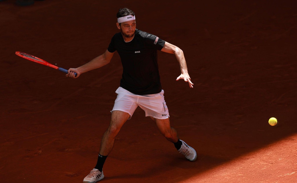 Zverev, Fritz, Mensik khởi đầu thuận lợi ở Madrid Open - 2 Zverev, Fritz, Mensik khởi đầu thuận lợi ở Madrid Open - 2
