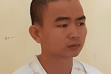 Chém bạn nhậu vì bị ép cạn ly