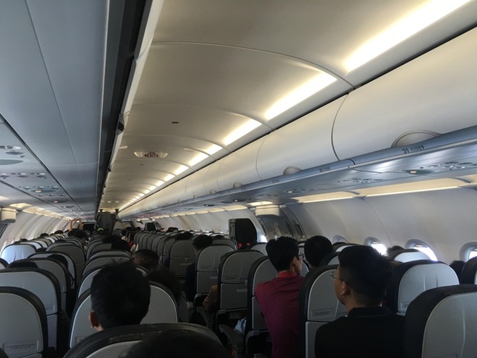 Vì sao rắn có thể lên máy bay Vietjet? - 1 Vì sao rắn có thể lên máy bay Vietjet? - 1