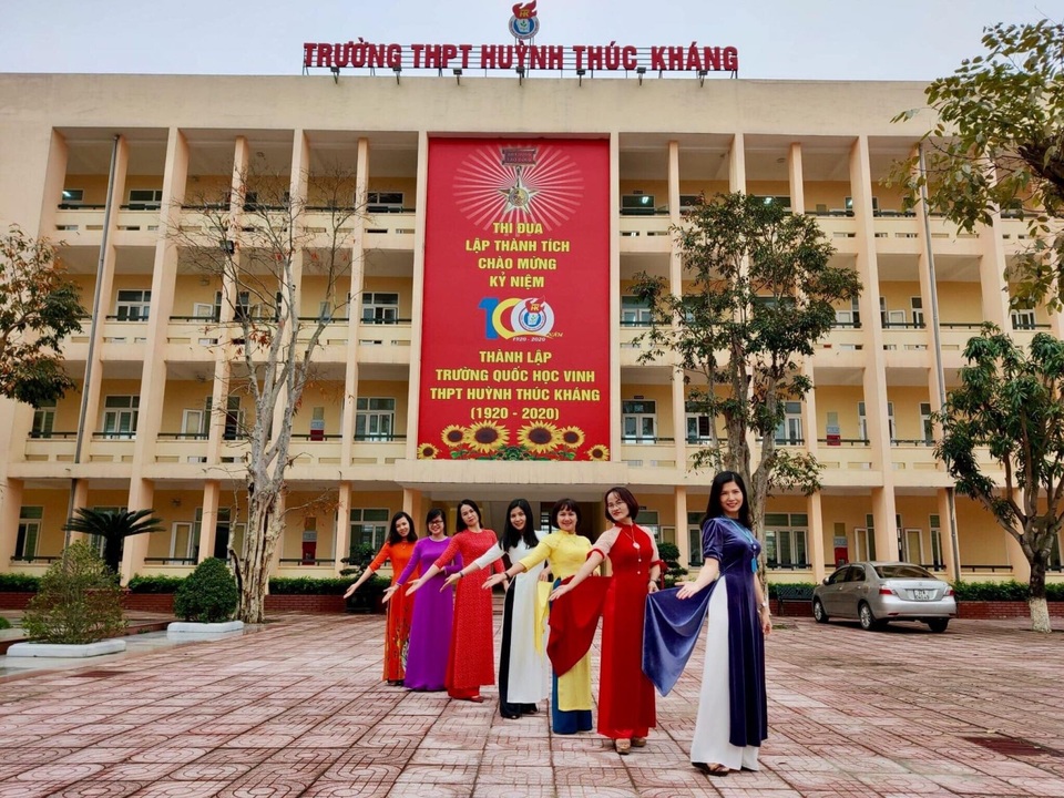 Áo dài học đường - Dấu ấn khó phai trong “Tuần lễ Áo dài” - 12 Áo dài học đường - Dấu ấn khó phai trong “Tuần lễ Áo dài” - 12