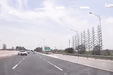 Nữ tài xế lái ô tô ngược chiều trên cao tốc Hà Nội - Hải Phòng