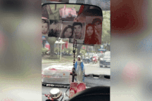 Tài xế công nghệ khiến hành khách bất ngờ vì xe dán đầy… ảnh vợ