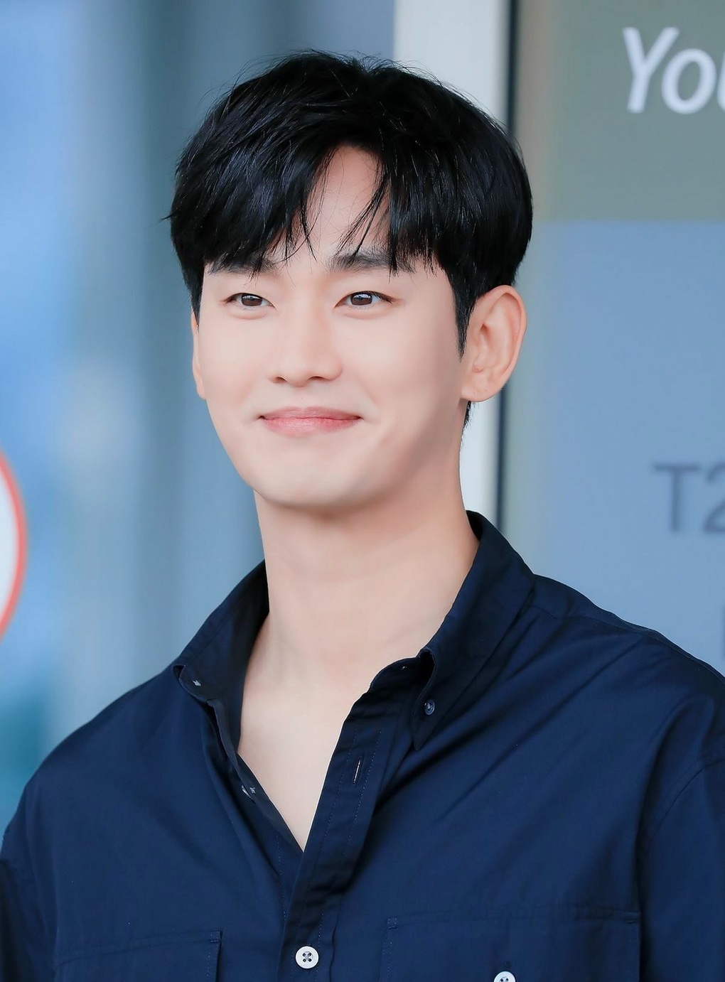 Kim Soo Hyun khẳng định lập trường không thay đổi giữa cơn bão thị phi - 3 Kim Soo Hyun khẳng định lập trường không thay đổi giữa cơn bão thị phi - 3