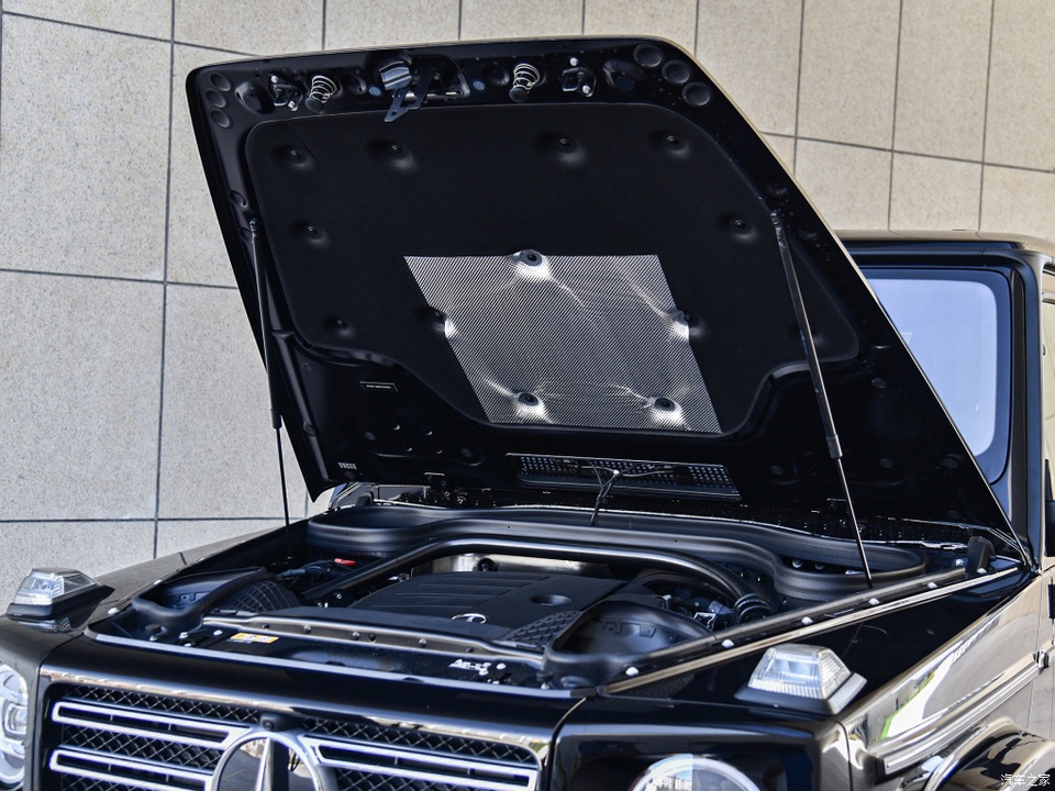 Mercedes-Benz G350 - Câu chuyện Y phục xứng kỳ đức - 14 Mercedes-Benz G350 - Câu chuyện Y phục xứng kỳ đức - 14
