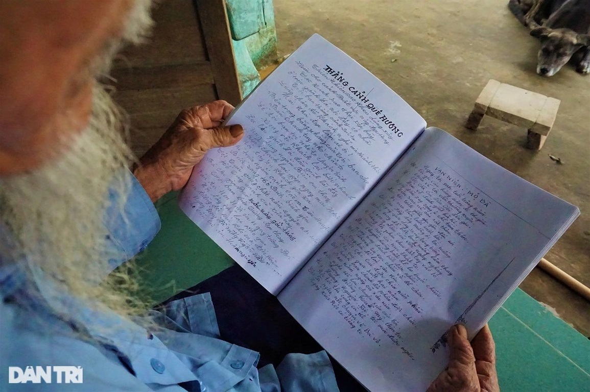 Nhà thơ không tên và chuyện chưa kể về nghĩa địa cá ông lớn nhất Việt Nam - 2 Nhà thơ không tên và chuyện chưa kể về nghĩa địa cá ông lớn nhất Việt Nam - 2