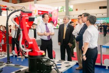 Thương hiệu Bóng đèn Phích nước Rạng Đông "thay áo mới"