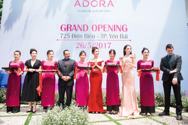 Dàn hoa hậu “rủ nhau” khoe sắc trong sự kiện khai trương Viện thẩm mỹ Adora