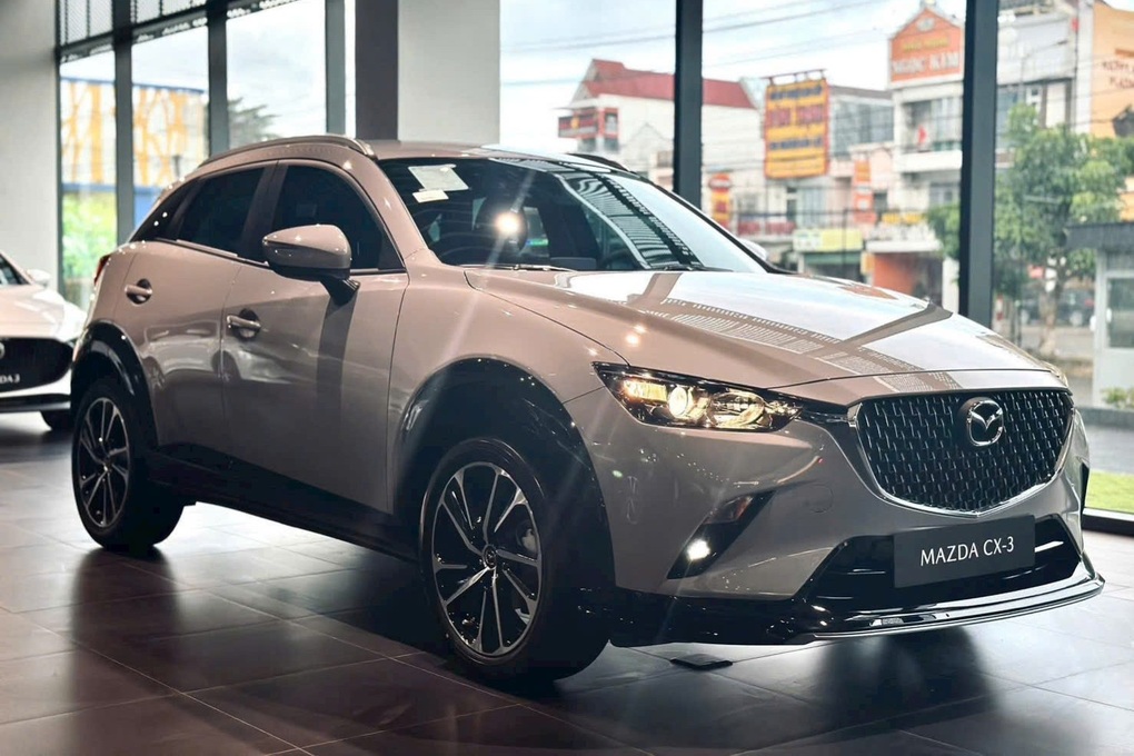 Tháng đầu có bản mới, Mazda CX-3 cải thiện sức hút nhưng chưa nổi bật - 1 Tháng đầu có bản mới, Mazda CX-3 cải thiện sức hút nhưng chưa nổi bật - 1