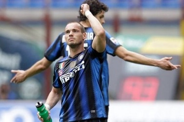 Mùa hè im hơi lặng tiếng tại Premier League