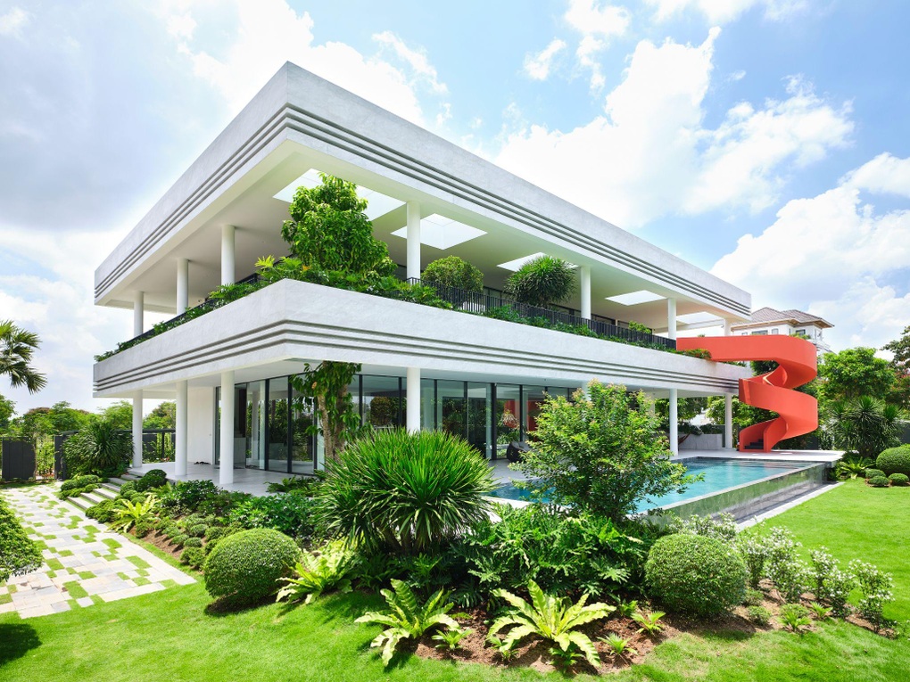 Long An: Biệt thự 2.000m2 ở hướng Tây vẫn siêu mát nhờ 3 lớp chống nóng - 1 Long An: Biệt thự 2.000m2 ở hướng Tây vẫn siêu mát nhờ 3 lớp chống nóng - 1