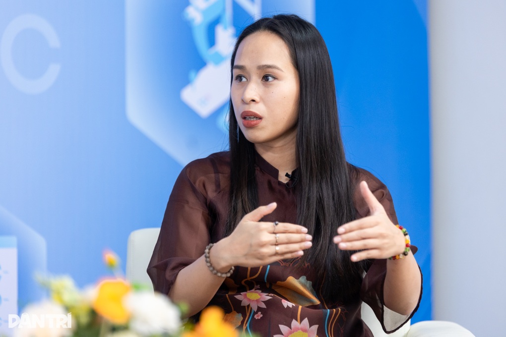 Toạ đàm trực tuyến: Lựa chọn phương pháp mổ cận an toàn - 3 Toạ đàm trực tuyến: Lựa chọn phương pháp mổ cận an toàn - 3