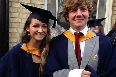 Bạn gái phượt thủ người Anh đang phải sống trong “ác mộng kinh hoàng”