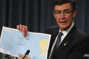 Chiến dịch tìm kiếm MH370: Triển khai tàu lặn tìm dưới đáy biển