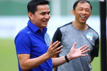 Về HA Gia Lai, Kiatisuk vào nhóm ngôi sao được theo dõi nhiều nhất Thái Lan