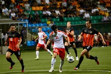 Công Phượng thăng hoa, Bùi Tiến Dũng gây thất vọng tại AFC Cup