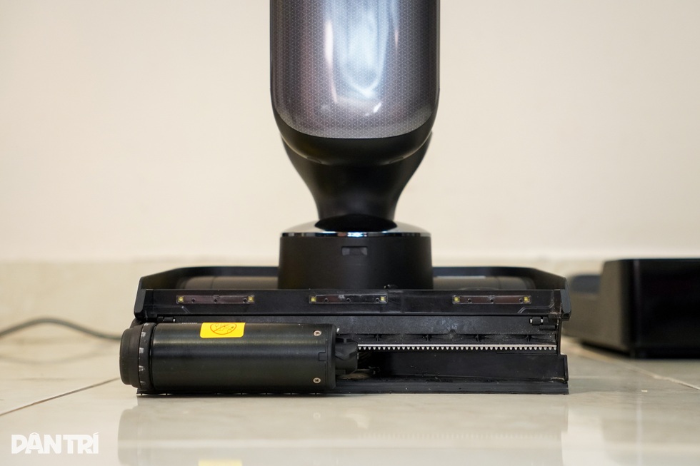 Trải nghiệm máy hút bụi lau nhà cầm tay tích hợp AI, dùng hơi nước nóng - 18 Trải nghiệm máy hút bụi lau nhà cầm tay tích hợp AI, dùng hơi nước nóng - 18