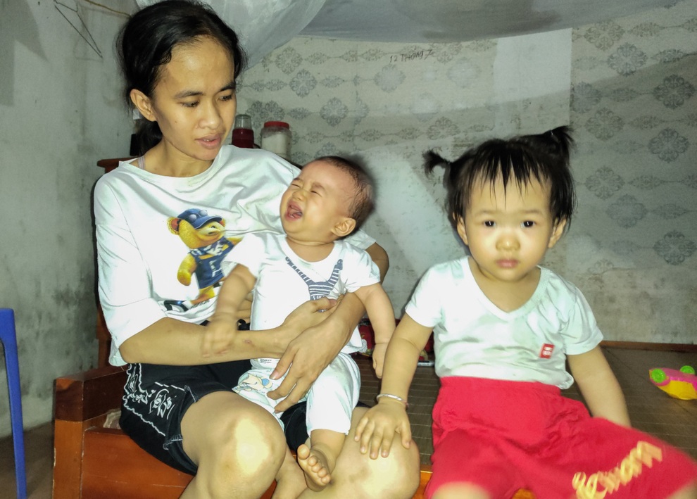 Người phụ nữ tật nguyền khát khao hạnh phúc và nỗi đau đớn tận cùng - 1 Người phụ nữ tật nguyền khát khao hạnh phúc và nỗi đau đớn tận cùng - 1